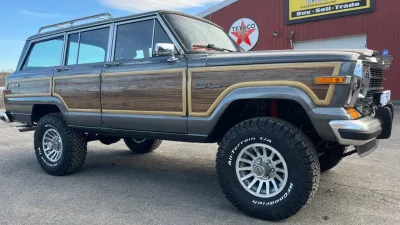 1989 Jeep Grand Wagoneer
