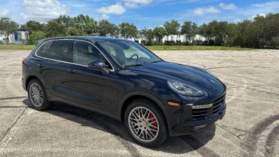 2017 Porsche Cayenne Turbo