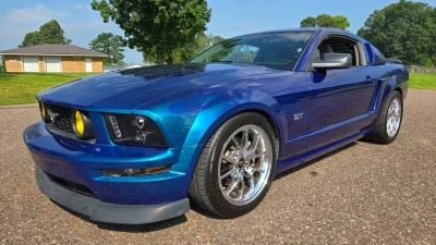 2005 Ford Mustang GT Premium