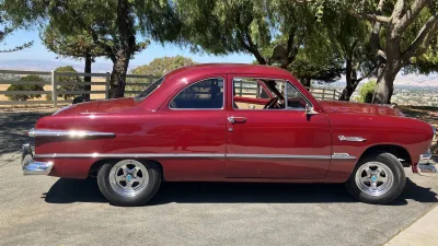 1951 Ford Custom Deluxe