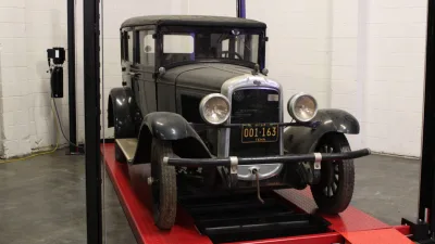 1927 Pontiac Sedan