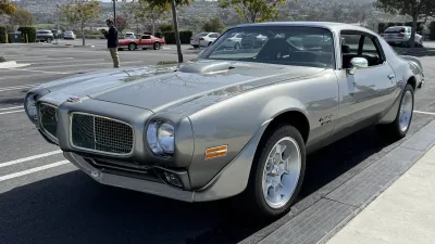 1970 Pontiac Firebird Formula 400 Restomod
