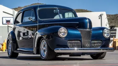 1941 Ford Deluxe