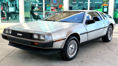 1981 DeLorean DMC-12