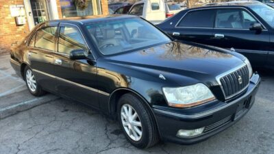 2000 Toyota Crown Majesta