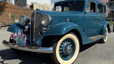 1933 Buick Series 50 Model 57 Sedan