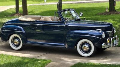 1941 Ford Super Deluxe Convertible