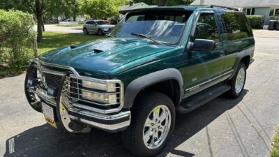 1997 GMC Yukon SLE 1500 4WD