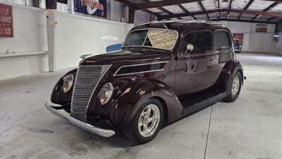 1937 Ford Slant Back Street Rod
