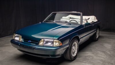 1990 Ford Mustang LX 5.0 Convertible 7-Up Edition