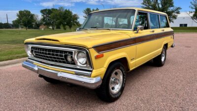 1977 Jeep Grand Wagoneer