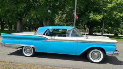 1959 Ford Skyliner