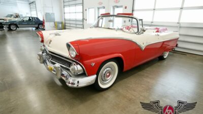 1955 Ford Fairlane Sunliner