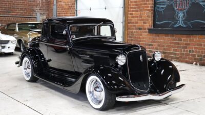 1934 Plymouth 5-Window Coupe