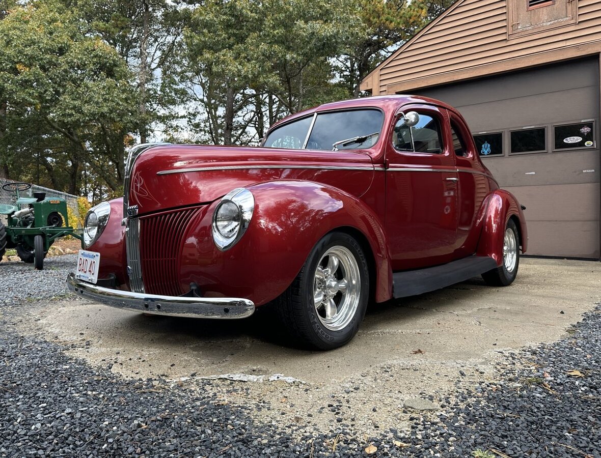 1940 Ford Deluxe Street Rod Coupe