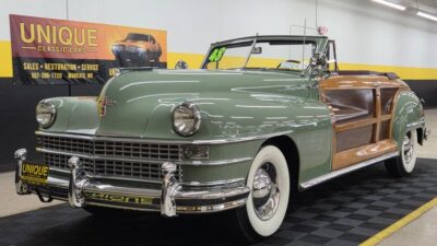 1948 Chrysler Town & Country Convertible