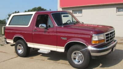 1993 Ford Bronco XLT Eddie Bauer