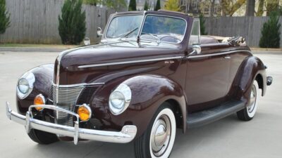 1940 Ford Deluxe Convertible