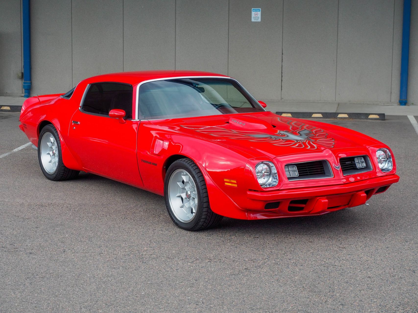 1975 Pontiac Firebird Trans Am Restomod