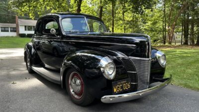 1940 Ford Deluxe Street Rod