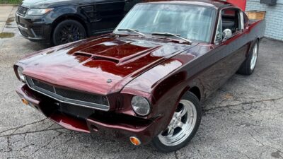 1966 Ford Mustang Fastback Restomod