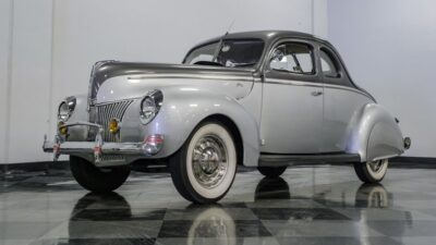 1940 Ford Deluxe Business Coupe