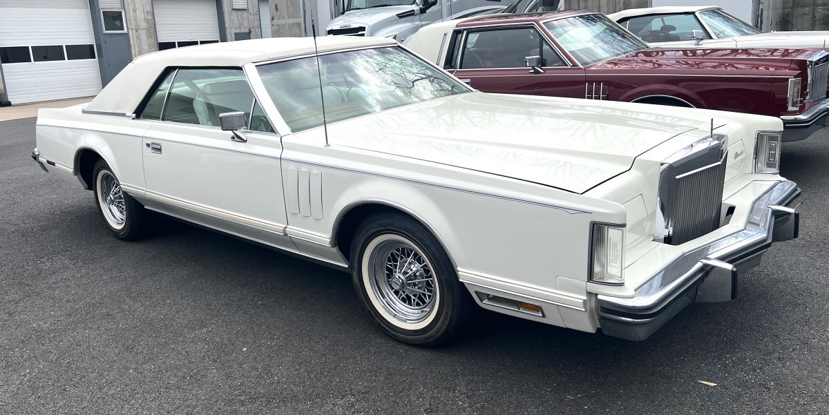 1979 Lincoln Continental Mark V