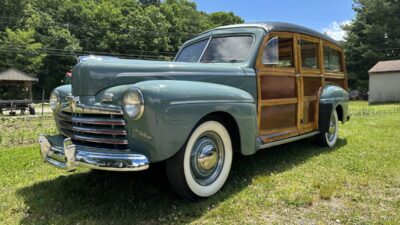 1946 Ford Super Deluxe Woodie Wagon