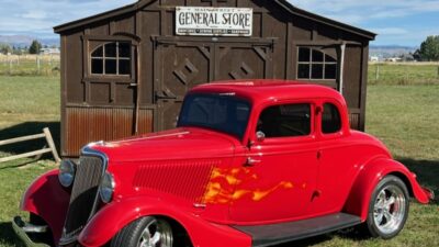 1934 Ford Club Coupe Deluxe