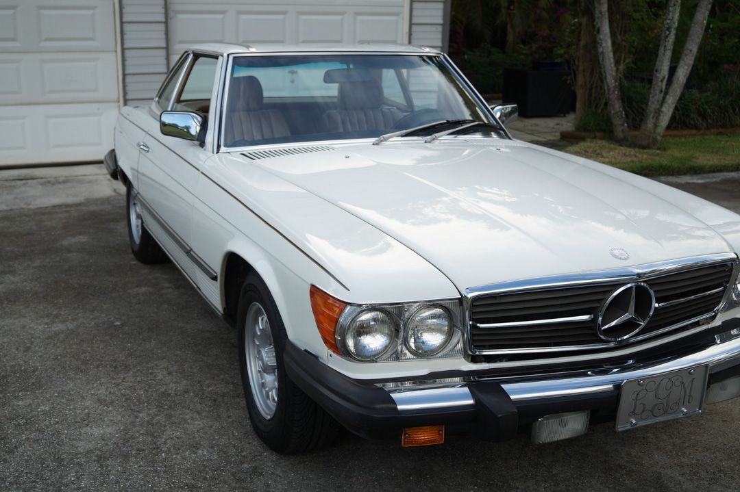 1985 Mercedes-Benz 380 22